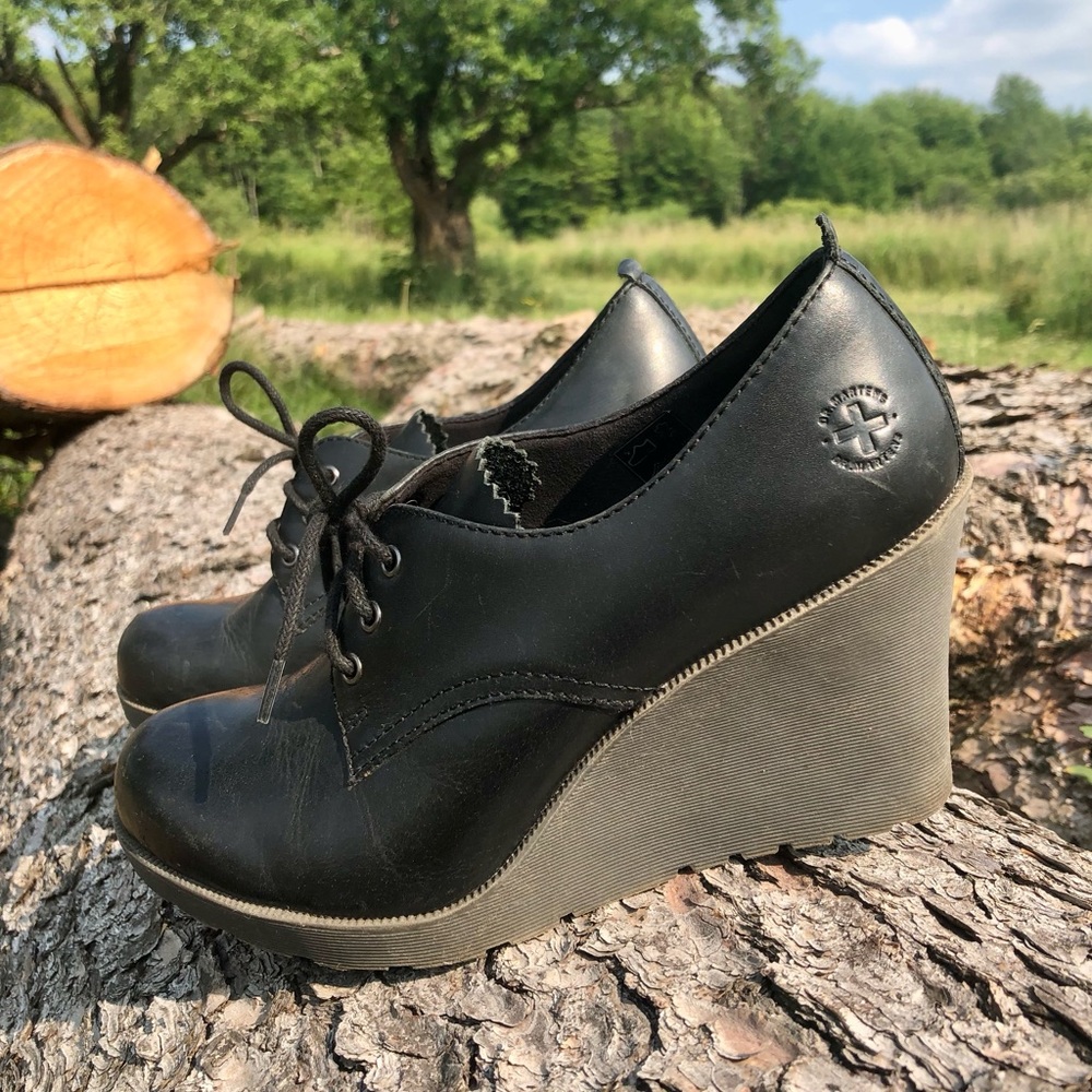 Dr. Martens Black Leather Lace-Up Wedge Booties - Picture 4 of 8
